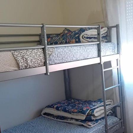 Caminho Da Vila Moradia. Escalos de Cima Exterior foto